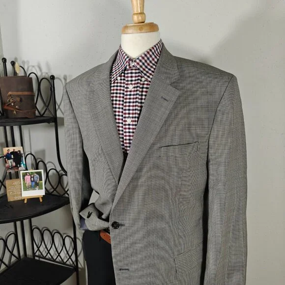 JOS A BANK Men's‎ Sport Coat Blazer Two Button Gray Houndstooth Wool Size 42L